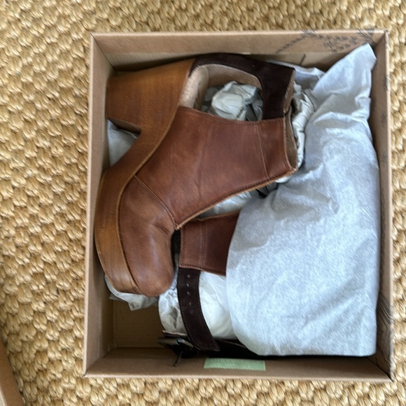 Free People Amber Orchard Clog Brown - size 37 - Picture 4 of 7